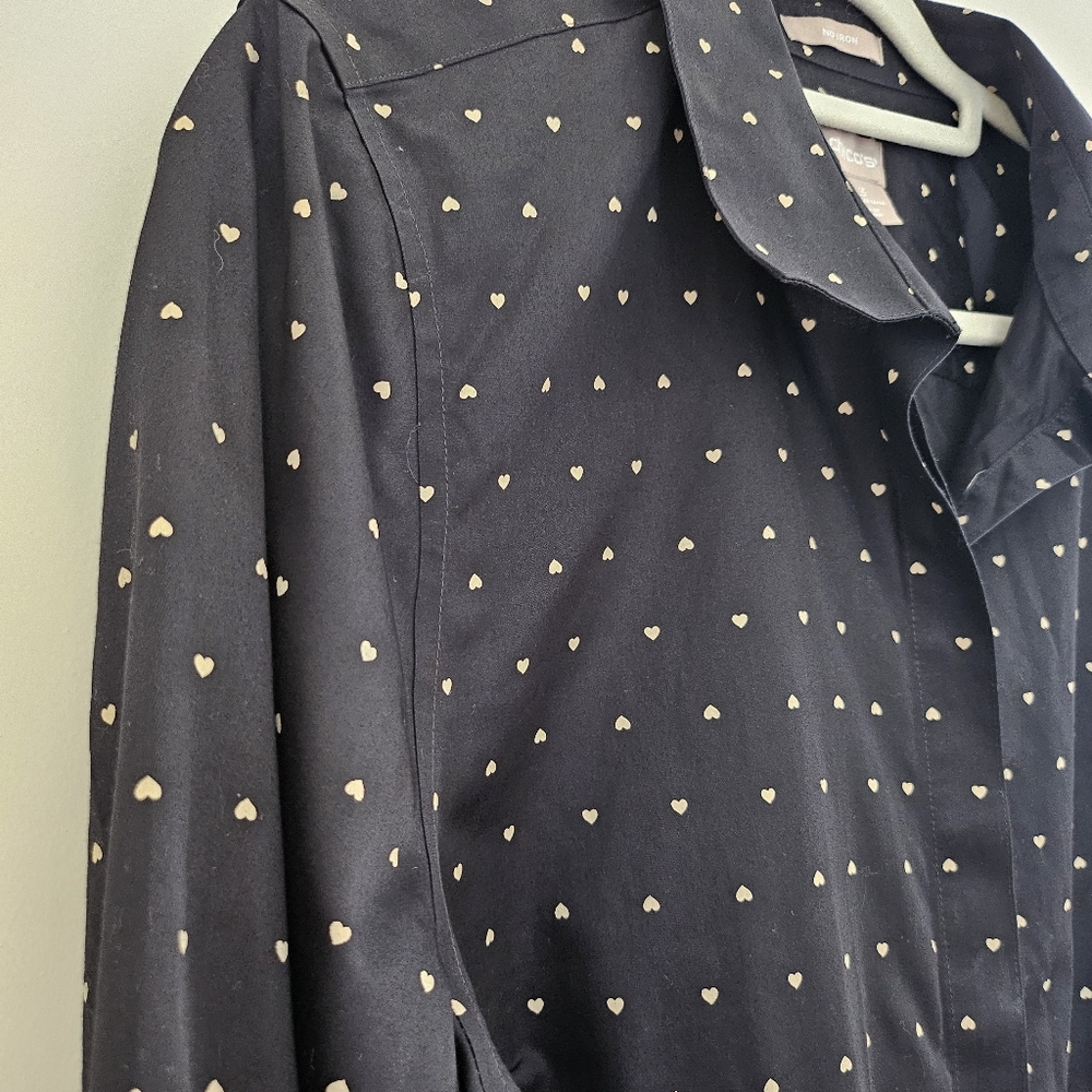 Chicos Navy Button-Front Tunic Shirt with Micro Heart Print No Iron Cotton XL - Picture 2 of 10